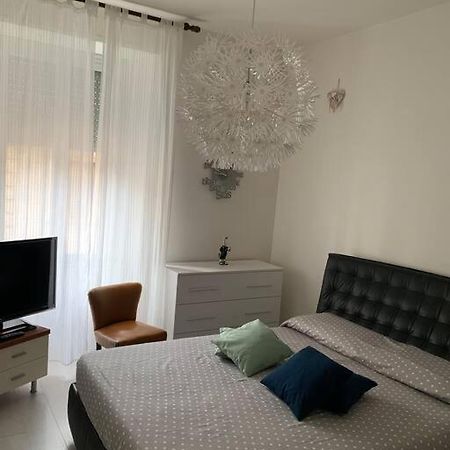 Appartamento Centralissimo Elegante Терни Экстерьер фото